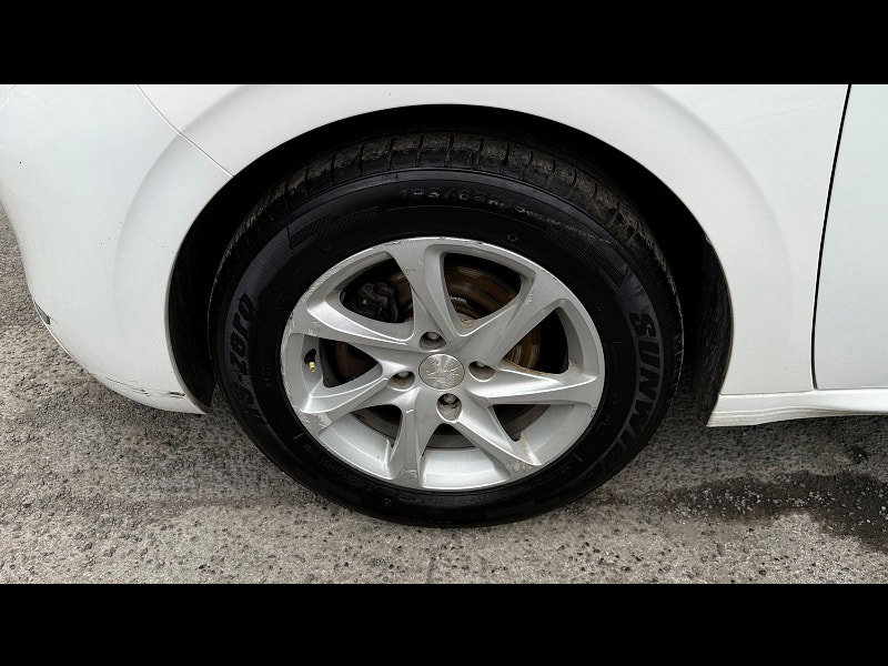 Peugeot 208 1.2 VTi PureTech Active Hatchback 5dr Petrol Manual Euro 6 (82 ps) 5dr Manual 2026