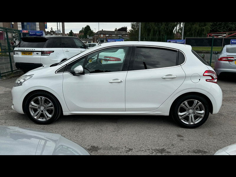 Peugeot 208 1.6 e-HDi Allure Euro 5 (s/s) 5dr 5dr Manual 2024