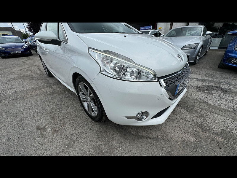 Peugeot 208 1.6 e-HDi Allure Euro 5 (s/s) 5dr 5dr Manual 2024