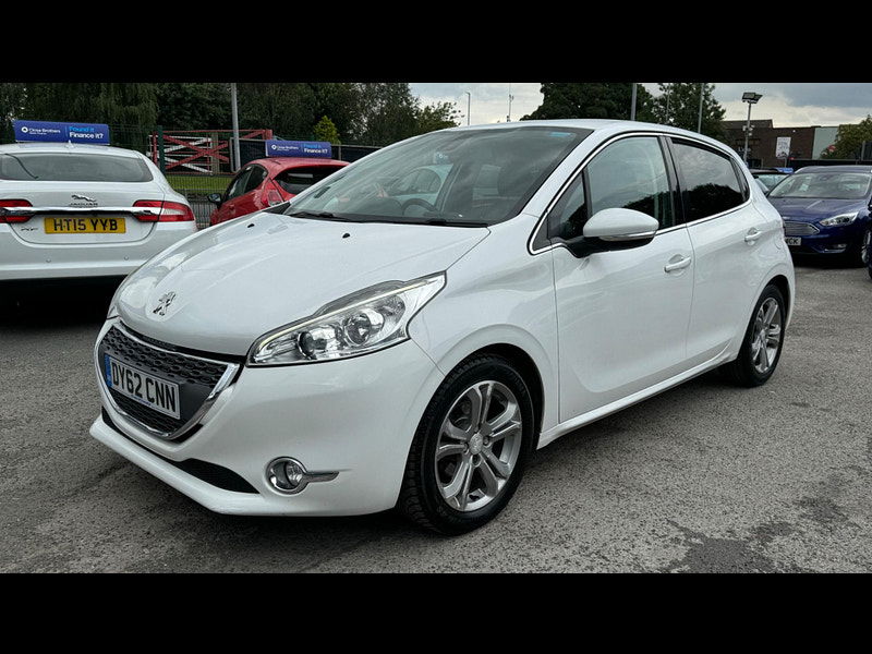 Peugeot 208 1.6 e-HDi Allure Euro 5 (s/s) 5dr 5dr Manual 2024