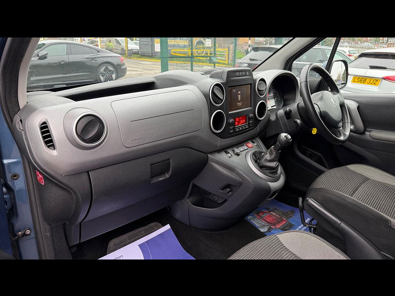 Peugeot Partner Tepee 1.6 BlueHDi Allure Euro 6 (s/s) 5dr 5dr Manual 2025