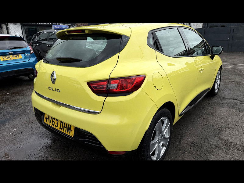 Renault Clio 1.2 16V Dynamique MediaNav Hatchback 5dr Petrol Manual Euro 5 (75 ps) 5dr Manual 2026