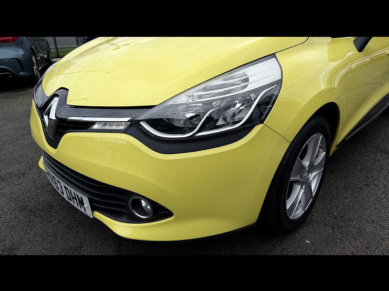 Renault Clio 1.2 16V Dynamique MediaNav Hatchback 5dr Petrol Manual Euro 5 (75 ps) 5dr Manual 2026