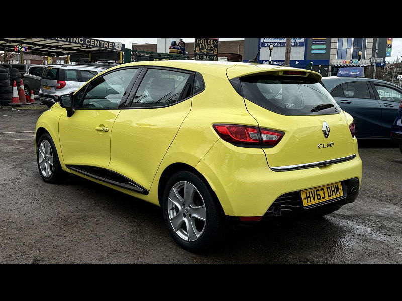 Renault Clio 1.2 16V Dynamique MediaNav Hatchback 5dr Petrol Manual Euro 5 (75 ps) 5dr Manual 2026