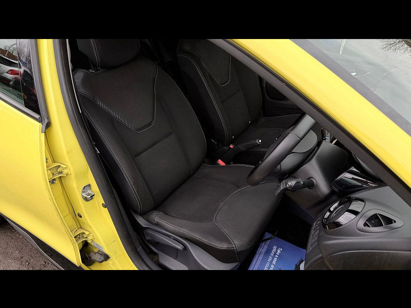 Renault Clio 1.2 16V Dynamique MediaNav Hatchback 5dr Petrol Manual Euro 5 (75 ps) 5dr Manual 2026