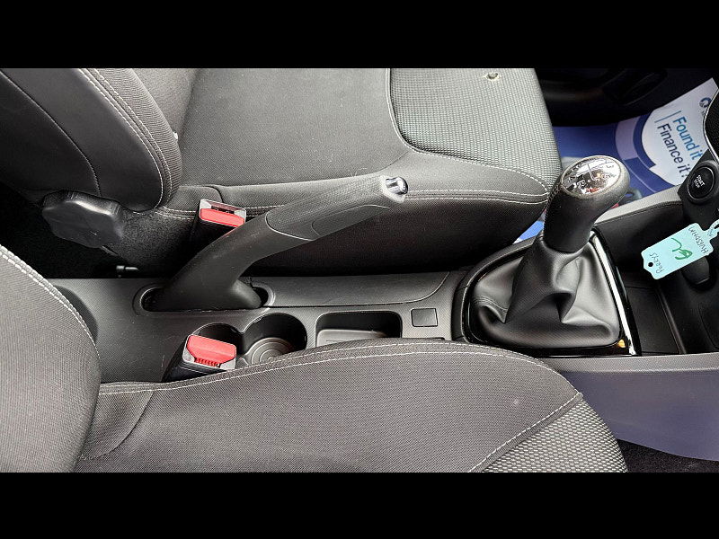 Renault Clio 1.2 16V Dynamique MediaNav Hatchback 5dr Petrol Manual Euro 5 (75 ps) 5dr Manual 2026