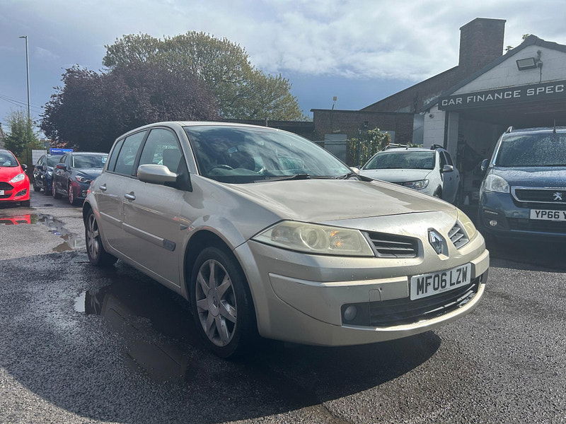 Renault Megane 1.6 VVT Maxim 5dr 5dr Manual 2025