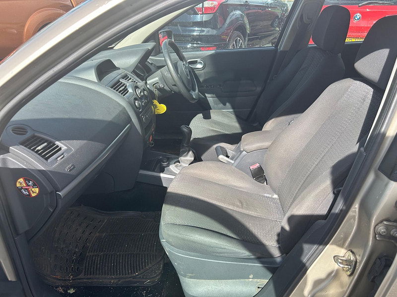 Renault Megane 1.6 VVT Maxim 5dr 5dr Manual 2025