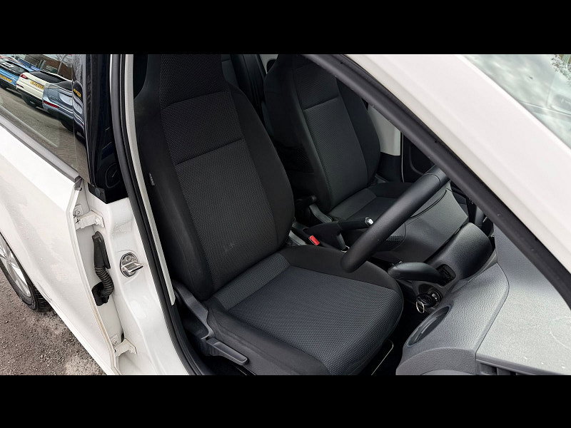 Skoda Citigo 1.0 MPI GreenTech Elegance Hatchback 5dr Petrol Manual Euro 5 (s/s) (75 ps) 5dr Manual 2026