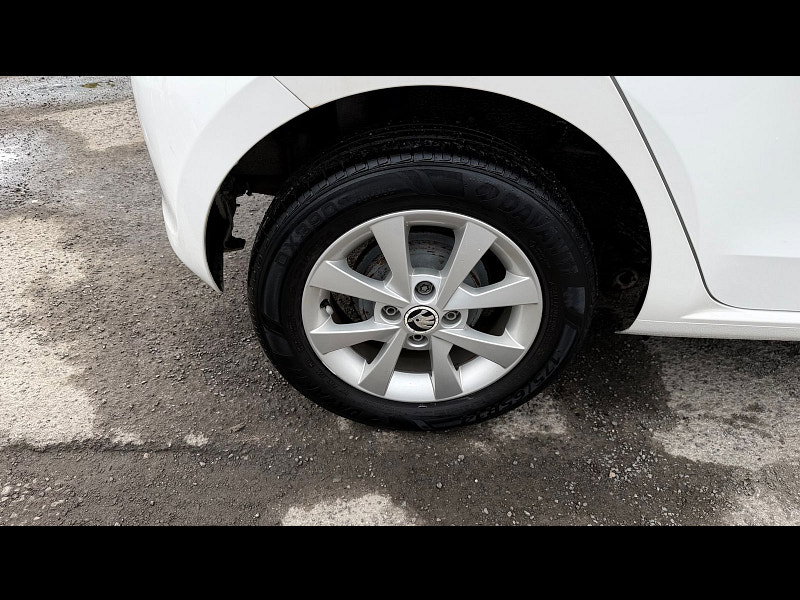 Skoda Citigo 1.0 MPI GreenTech Elegance Hatchback 5dr Petrol Manual Euro 5 (s/s) (75 ps) 5dr Manual 2026