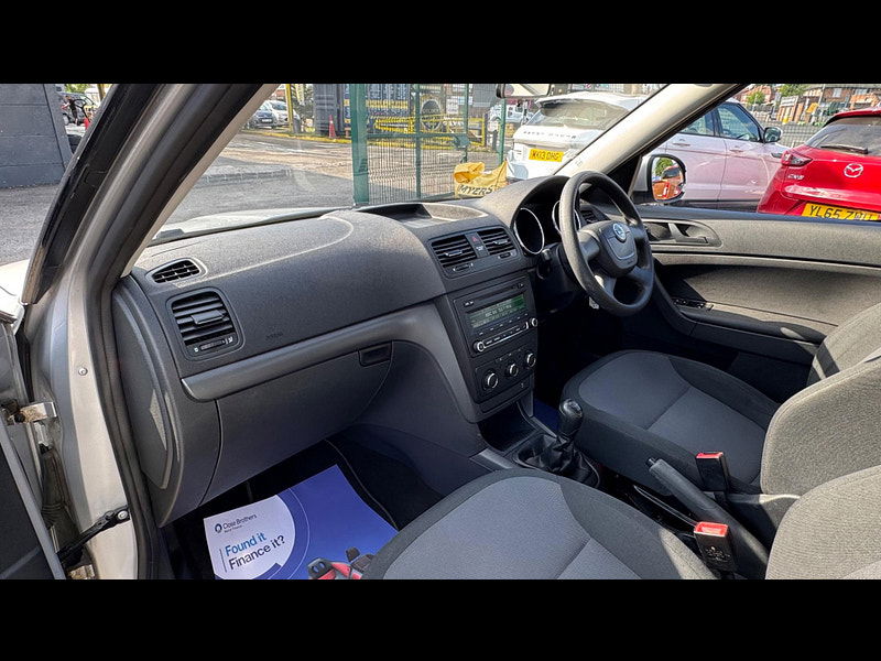 Skoda Yeti 2.0 TDI S Euro 5 5dr 5dr Manual 2025