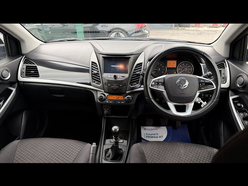 Ssangyong Korando 2.0 LE SUV 5dr Petrol Manual Euro 6 (149 ps) 5dr Manual 2026