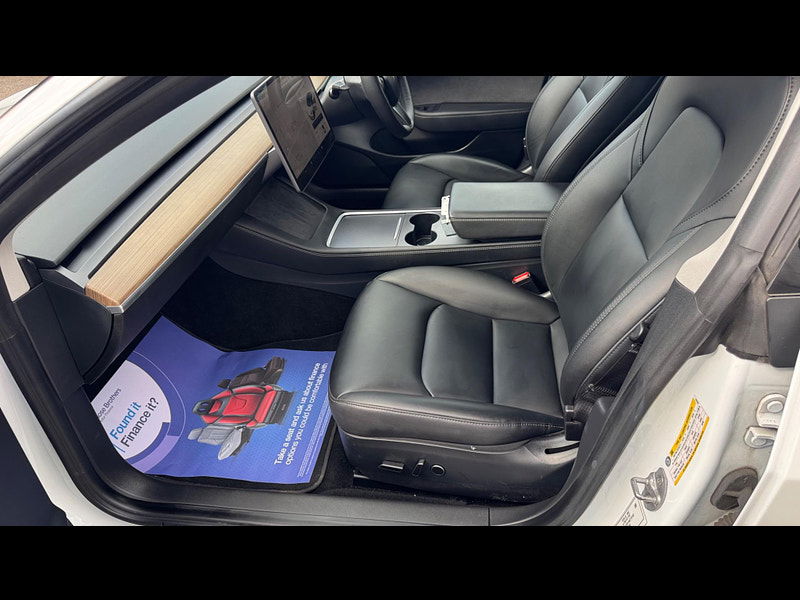 Tesla Model 3 (Dual Motor) Long Range Auto 4WDE 4dr 4dr Automatic 2025