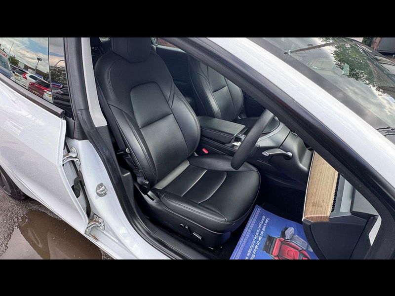 Tesla Model 3 (Dual Motor) Long Range Auto 4WDE 4dr 4dr Automatic 2025