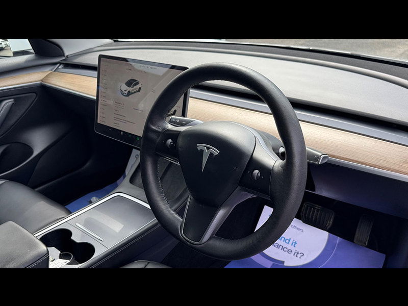 Tesla Model 3 (Dual Motor) Long Range Auto 4WDE 4dr 4dr Automatic 2025