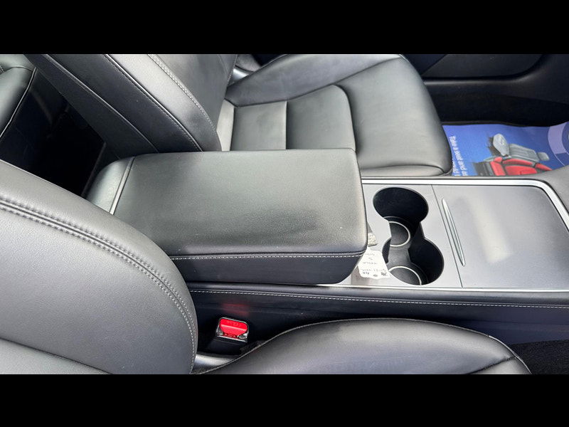 Tesla Model 3 (Dual Motor) Long Range Auto 4WDE 4dr 4dr Automatic 2025