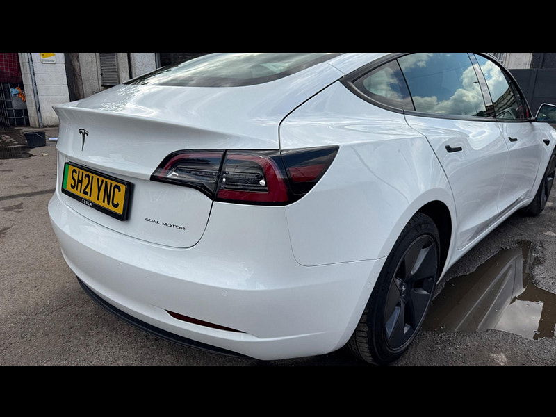 Tesla Model 3 (Dual Motor) Long Range Auto 4WDE 4dr 4dr Automatic 2025