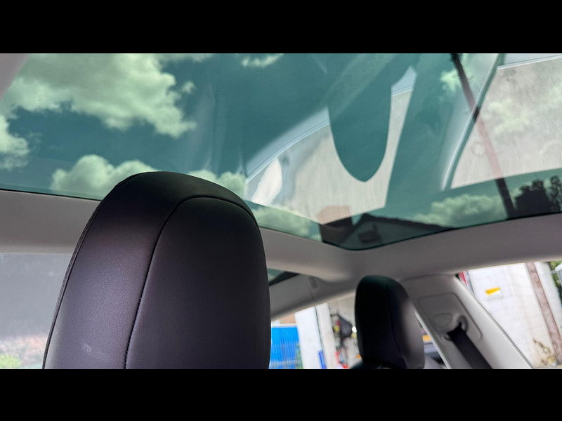 Tesla Model 3 Standard Range Plus Auto RWD 4dr 4dr Automatic 2025