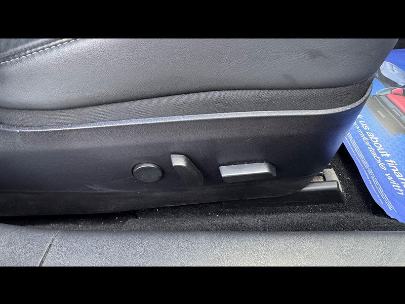 Tesla Model 3 Standard Range Plus Auto RWD 4dr 4dr Automatic 2025