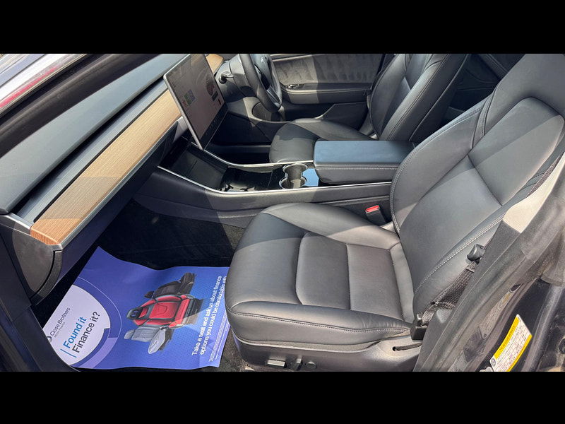 Tesla Model 3 Standard Range Plus Auto RWD 4dr 4dr Automatic 2025