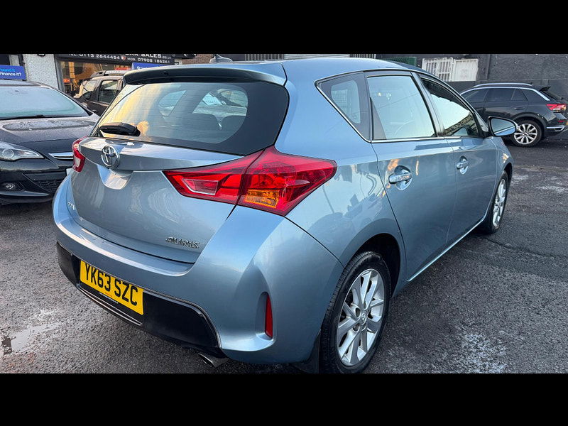 Toyota Auris 1.6 V-Matic Icon Euro 5 5dr 5dr Manual 2025