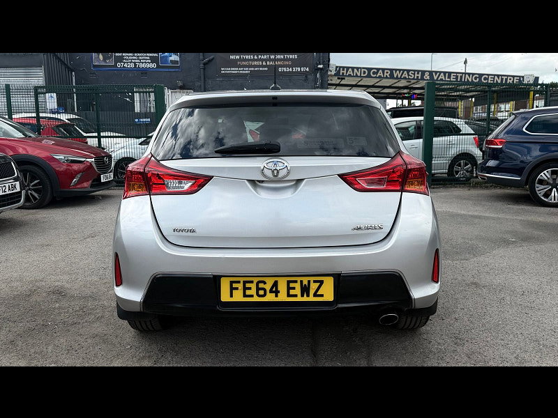 Toyota Auris 1.6 V-Matic Icon Plus Hatchback 5dr Petrol Manual Euro 5 (132 ps) 5dr Manual 2026