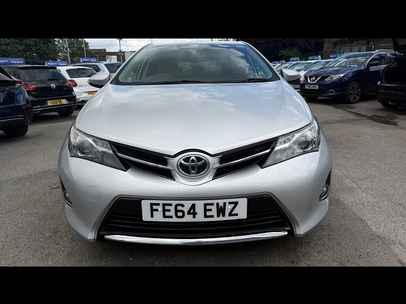 Toyota Auris 1.6 V-Matic Icon Plus Hatchback 5dr Petrol Manual Euro 5 (132 ps) 5dr Manual 2026