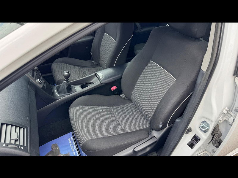 Toyota Avensis 1.8 V-Matic Active Euro 5 4dr 4dr Manual 2025