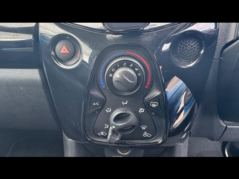 Toyota Aygo 1.0 VVT-i x-cite Euro 6 5dr 5dr Manual 2025