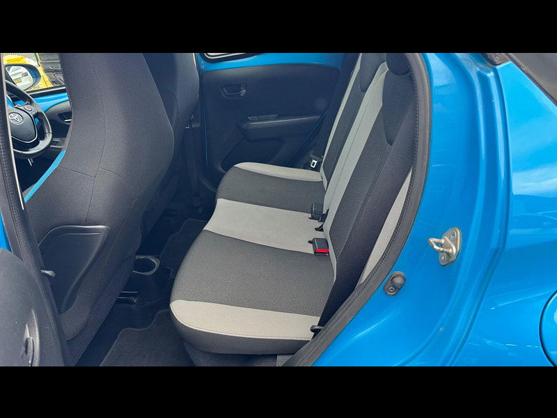 Toyota Aygo 1.0 VVT-i x-cite Euro 6 5dr 5dr Manual 2025