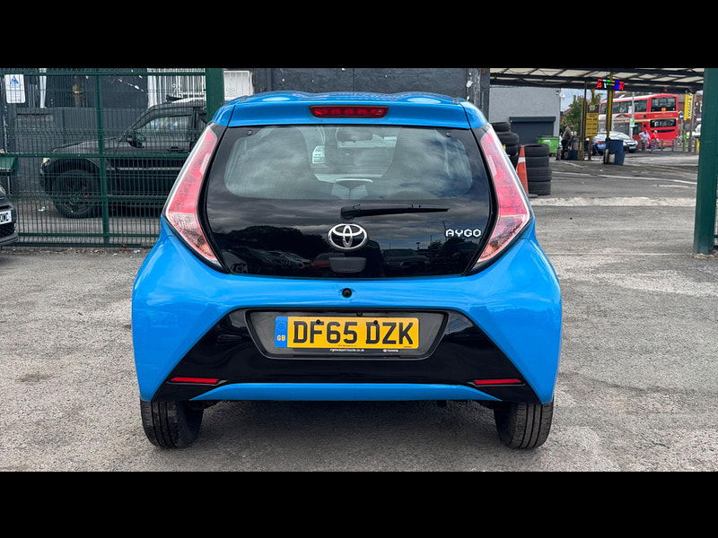 Toyota Aygo 1.0 VVT-i x-cite Euro 6 5dr 5dr Manual 2025