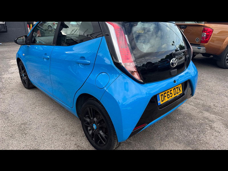 Toyota Aygo 1.0 VVT-i x-cite Euro 6 5dr 5dr Manual 2025