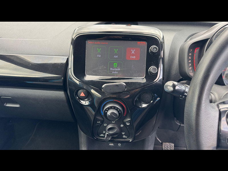 Toyota Aygo 1.0 VVT-i x-cite Euro 6 5dr 5dr Manual 2025