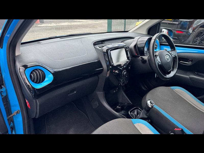 Toyota Aygo 1.0 VVT-i x-cite Euro 6 5dr 5dr Manual 2025