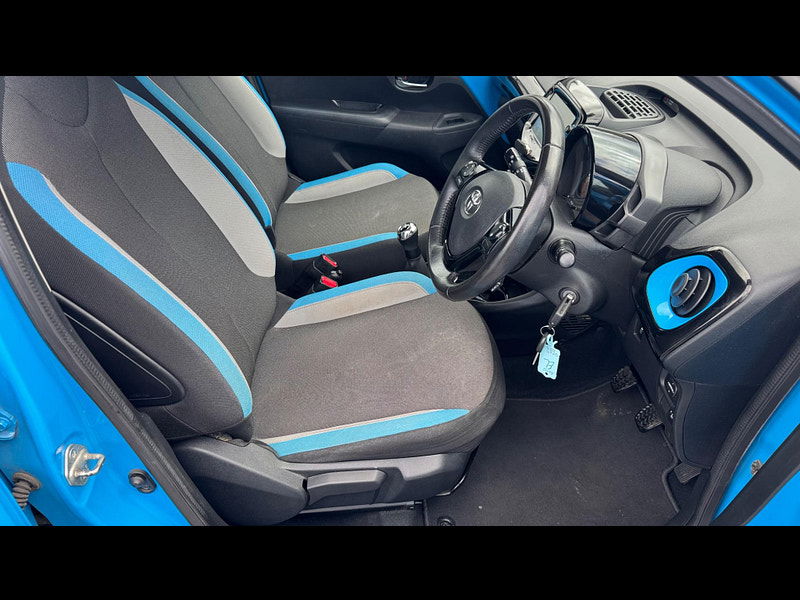 Toyota Aygo 1.0 VVT-i x-cite Euro 6 5dr 5dr Manual 2025