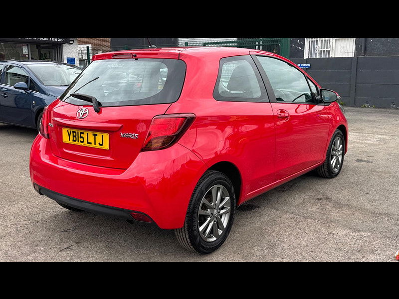 Toyota Yaris 1.33 Dual VVT-i Icon Euro 5 3dr Euro 5 3dr Manual 2025
