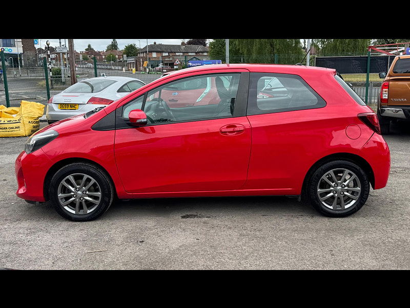 Toyota Yaris 1.33 Dual VVT-i Icon Euro 5 3dr Euro 5 3dr Manual 2025