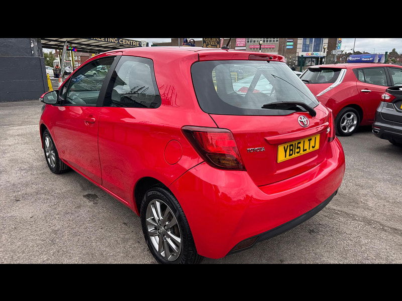 Toyota Yaris 1.33 Dual VVT-i Icon Euro 5 3dr Euro 5 3dr Manual 2025
