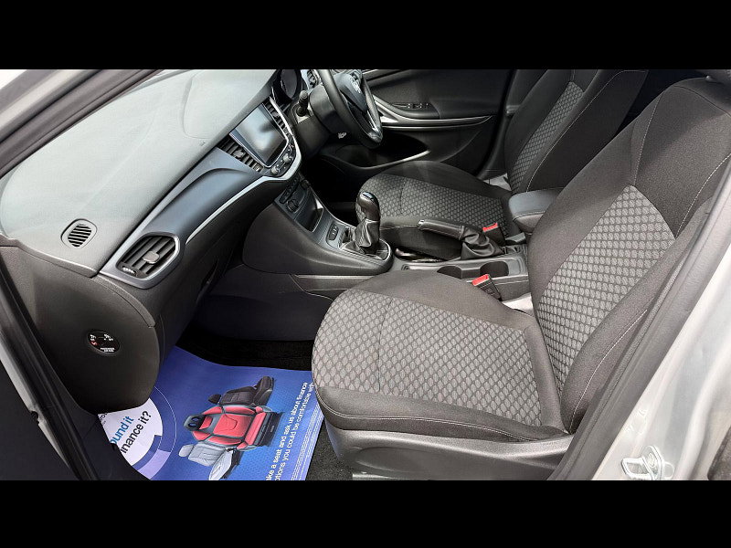 Vauxhall Astra 1.6 CDTi BlueInjection Tech Line Hatchback 5dr Diesel Manual Euro 6 (s/s) (136 ps) 5dr Manual 2026