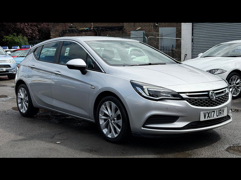 Vauxhall Astra 1.6 CDTi BlueInjection Tech Line Hatchback 5dr Diesel Manual Euro 6 (s/s) (136 ps) 5dr Manual 2026