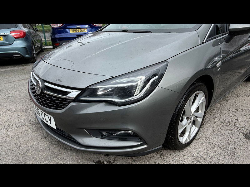 Vauxhall Astra 1.6 CDTi ecoTEC BlueInjection SRi Hatchback 5dr Diesel Manual Euro 6 (110 ps) 5dr Manual 2026