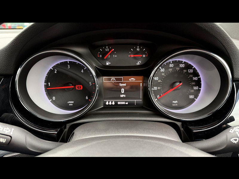 Vauxhall Astra 1.6 CDTi ecoTEC BlueInjection SRi Hatchback 5dr Diesel Manual Euro 6 (110 ps) 5dr Manual 2026