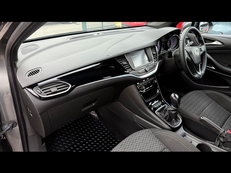 Vauxhall Astra 1.6 CDTi ecoTEC BlueInjection SRi Hatchback 5dr Diesel Manual Euro 6 (110 ps) 5dr Manual 2026