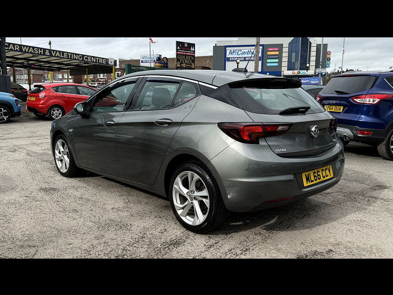 Vauxhall Astra 1.6 CDTi ecoTEC BlueInjection SRi Hatchback 5dr Diesel Manual Euro 6 (110 ps) 5dr Manual 2026