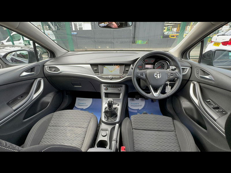 Vauxhall Astra 1.6 CDTi ecoTEC BlueInjection Tech Line Nav Euro 6 (s/s) 5dr 5dr Manual 2024
