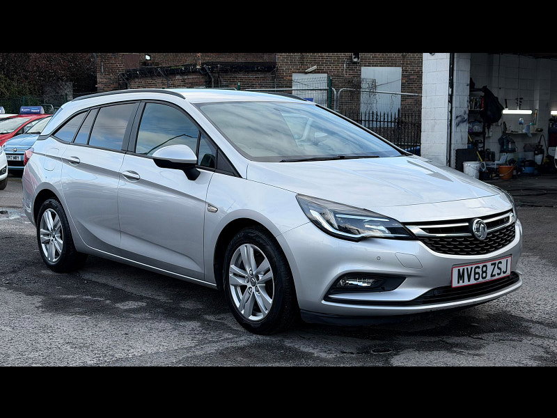 Vauxhall Astra 1.6 CDTi ecoTEC BlueInjection Tech Line Nav Sports Tourer 5dr Diesel Manual Euro 6 (s/s) (110 ps) 5dr Manual 2026