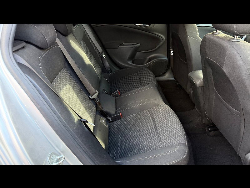 Vauxhall Astra 1.6 CDTi ecoTEC BlueInjection Tech Line Nav Sports Tourer 5dr Diesel Manual Euro 6 (s/s) (110 ps) 5dr Manual 2026