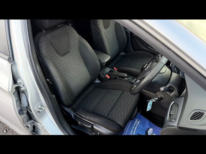 Vauxhall Astra 1.6 CDTi ecoTEC BlueInjection Tech Line Nav Sports Tourer 5dr Diesel Manual Euro 6 (s/s) (110 ps) 5dr Manual 2026