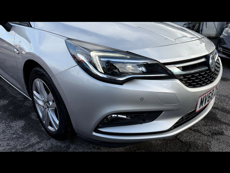 Vauxhall Astra 1.6 CDTi ecoTEC BlueInjection Tech Line Nav Sports Tourer 5dr Diesel Manual Euro 6 (s/s) (110 ps) 5dr Manual 2026