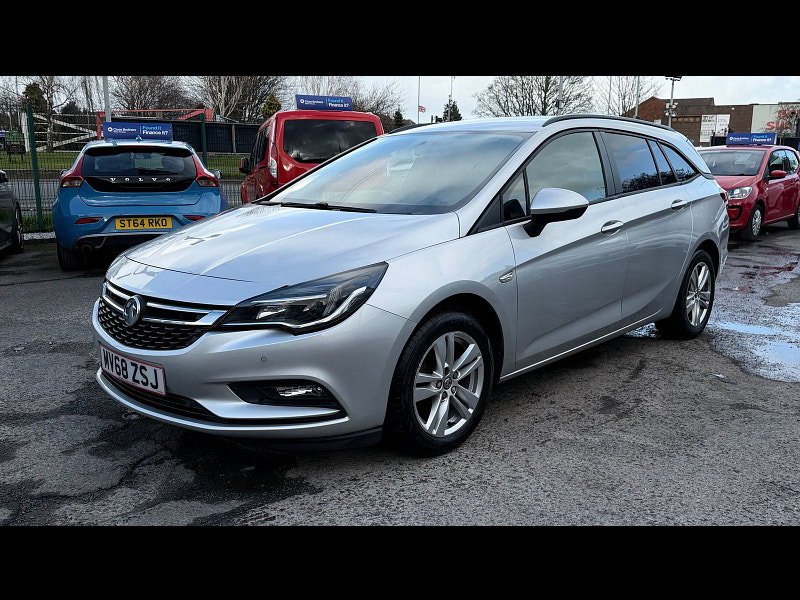 Vauxhall Astra 1.6 CDTi ecoTEC BlueInjection Tech Line Nav Sports Tourer 5dr Diesel Manual Euro 6 (s/s) (110 ps) 5dr Manual 2026